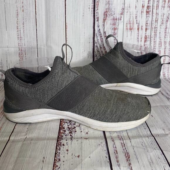 Puma Grey Slip on Sneakers Sz 7 - Picture 3 of 11